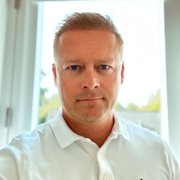Jesper Halliday